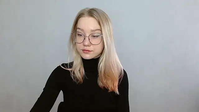 cindi hot online show from 02/03/25, 10:03