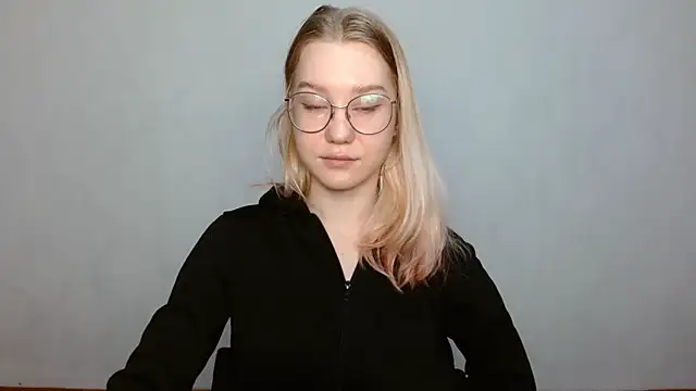 cindi hot online show from 02/09/25, 09:37