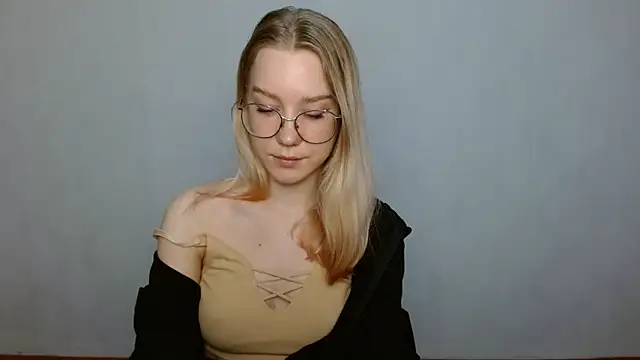 cindi hot online show from 02/09/25, 12:41