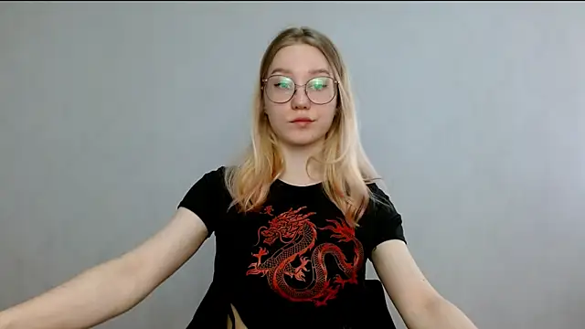 cindi hot online show from 02/17/25, 10:18