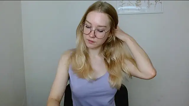 cindi hot online show from 09/21/25, 09:22