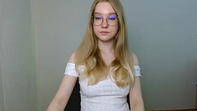 cindi hot online show from 03/22/26, 11:02