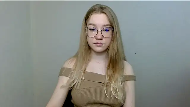 cindi hot online show from 04/22/26, 11:23