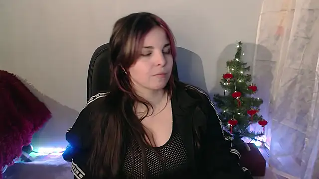 Saya sweet online show from 12/13/24, 09:30