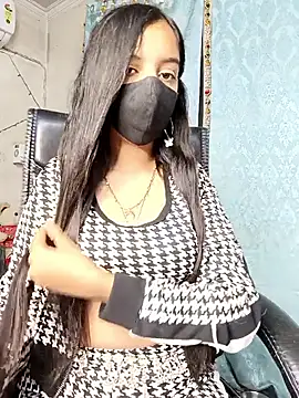 Parinaaz18 online show from 11/19/25, 01:55