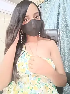 Snapshot of Parinaaz18 chatting on 07/20/26, 11:01 Parinaaz18 online show from 07/20/26, 11:01