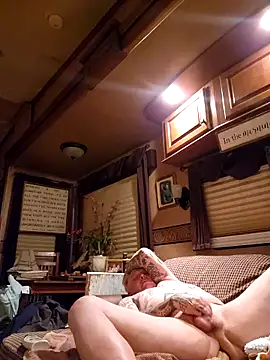 Snapshot of btmblaze chatting on 01/15/26, 06:40 btmblaze online show from 01/15/26, 06:40