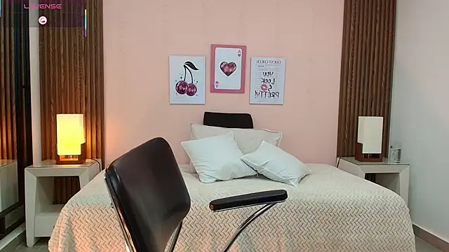 alina martinelli online show from 04/09/26, 11:48