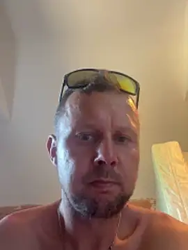 Snapshot of Hornybiboy66 chatting on 06/20/26, 03:04 Hornybiboy66 online show from 06/20/26, 03:04
