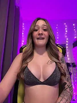 LenaSophie online show from 12/26/24, 08:42