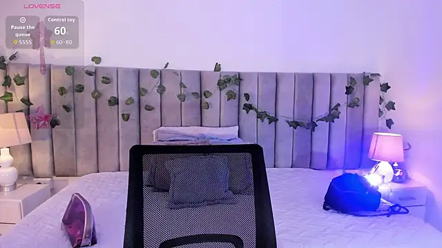 kareena basu online show from 04/19/26, 03:50