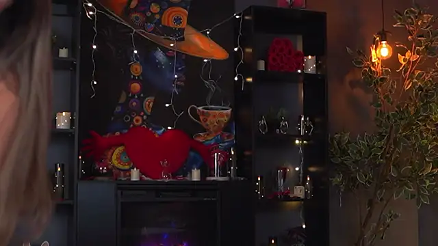 Evelyn Evyyy online show from 02/25/26, 07:23