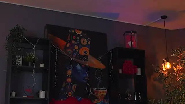 Evelyn Evyyy online show from 04/11/26, 06:56