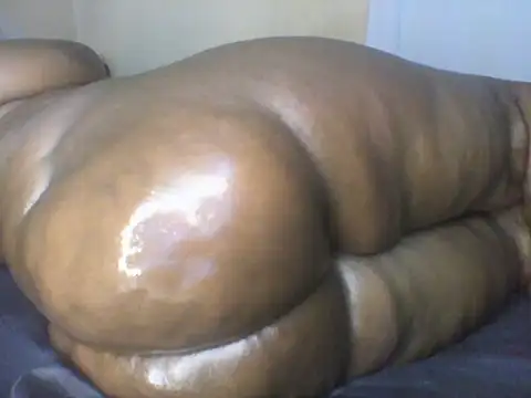 Gorgeous ass20 online show from 04/21/26, 01:42