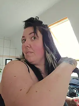 -BonnieBlack- online show from 03/31/26, 08:59