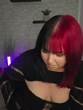 Snapshot of -BonnieBlack- chatting on 06/19/26, 09:18 -BonnieBlack- online show from 06/19/26, 09:18