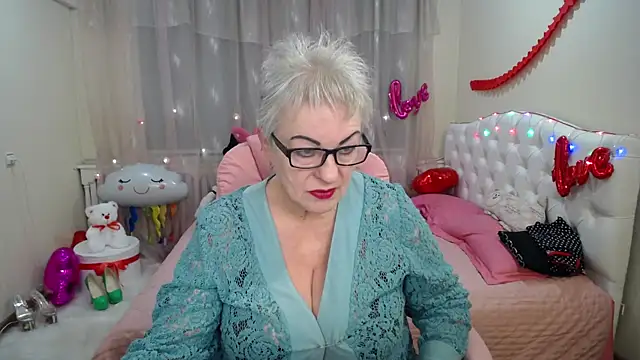 Snapshot of KayleSmoll chatting on 03/01/25, 07:15 KayleSmoll online show from 03/01/25, 07:15