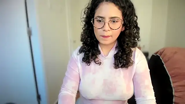 cinnamon rosa online show from 03/14/25, 10:38