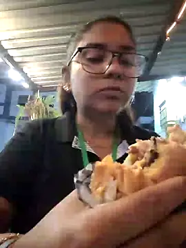 Sofythom1 online show from 12/11/24, 02:19