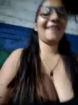 Sofythom1 online show from 02/05/25, 01:04