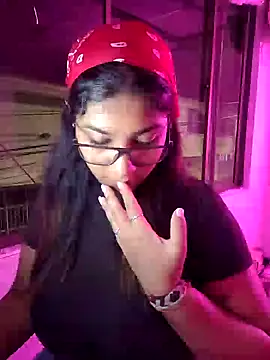 Sofythom1 online show from 02/08/25, 02:26