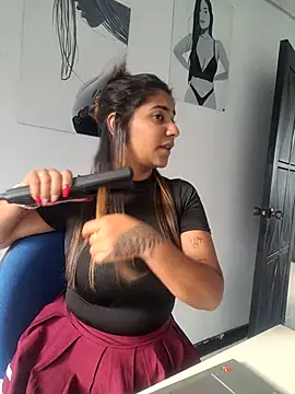 Sofythom1 online show from 10/18/25, 09:37