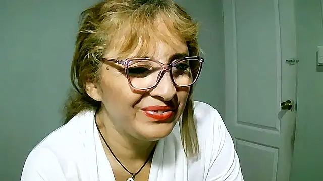 leona- online show from 02/20/25, 01:25