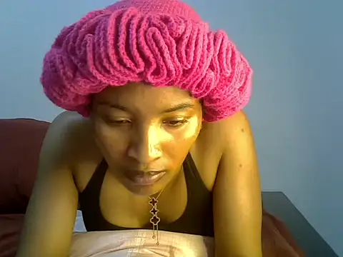 cute-alexis online show from 11/23/25, 01:22