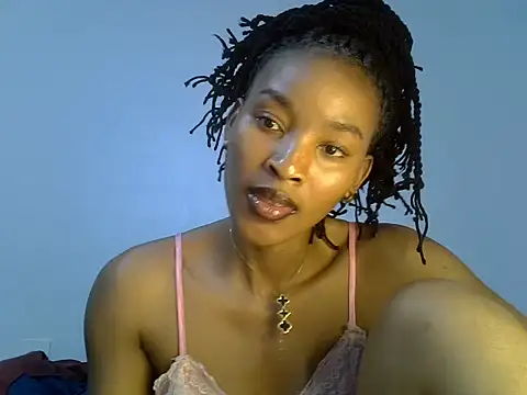 cute-alexis online show from 11/24/25, 08:30