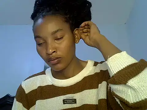 Snapshot of cute-alexis chatting on 05/09/26, 02:17 cute-alexis online show from 05/09/26, 02:17