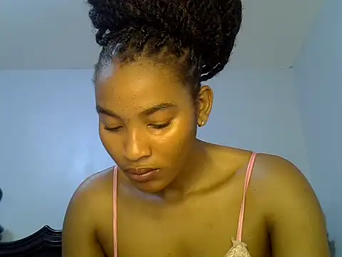 Snapshot of cute-alexis chatting on 06/16/26, 08:28 cute-alexis online show from 06/16/26, 08:28