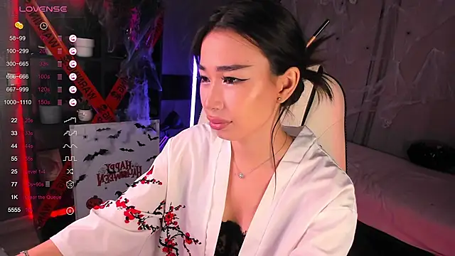 sensualily online show from 10/29/25, 01:57