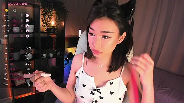 sensualily online show from 11/14/25, 03:33