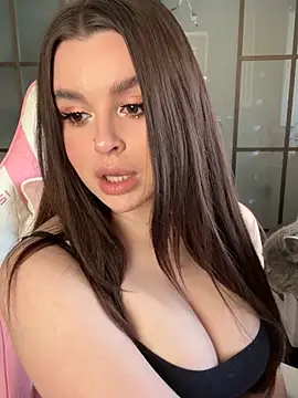 Chloe your Moyaz online show from 02/15/25, 12:11