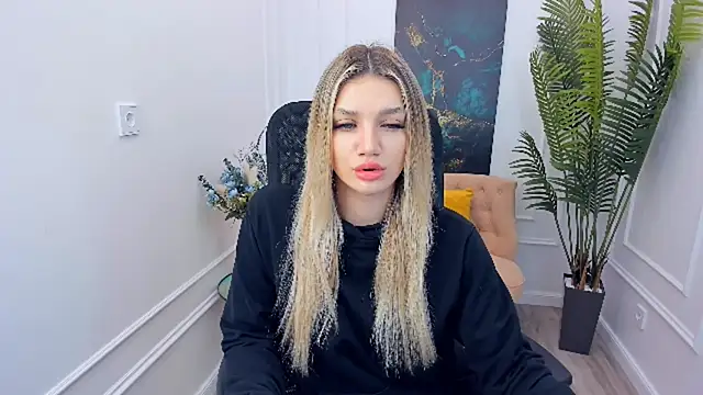 SelenaeMoore online show from 01/09/26, 03:20