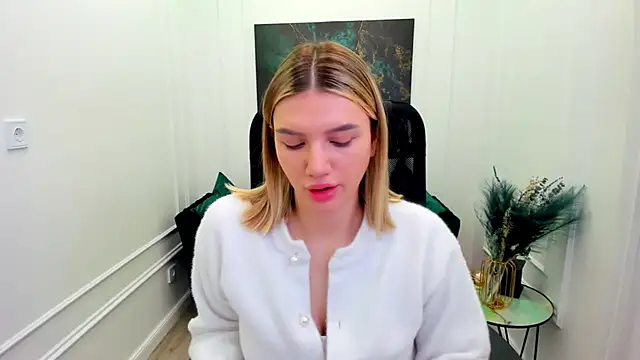 SelenaeMoore online show from 06/03/26, 03:42