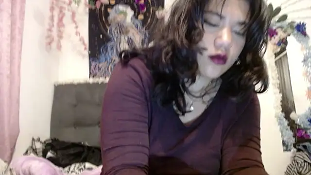 soul red online show from 12/04/24, 08:23