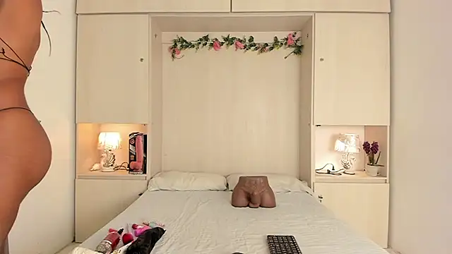 KendallRosse1 online show from 02/24/26, 12:36