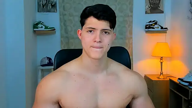 Snapshot of Hazzan_Velez chatting on 12/02/24, 11:18 Hazzan Velez online show from 12/02/24, 11:18