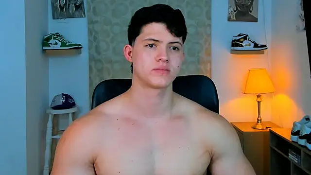 Snapshot of Hazzan_Velez chatting on 01/14/25, 02:40 Hazzan Velez online show from 01/14/25, 02:40