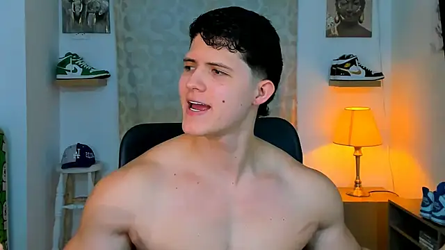 Snapshot of Hazzan_Velez chatting on 01/20/25, 09:32 Hazzan Velez online show from 01/20/25, 09:32