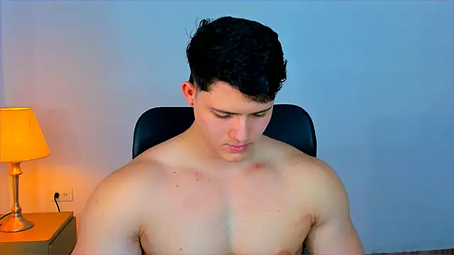 Snapshot of Hazzan_Velez chatting on 03/13/25, 02:05 Hazzan Velez online show from 03/13/25, 02:05