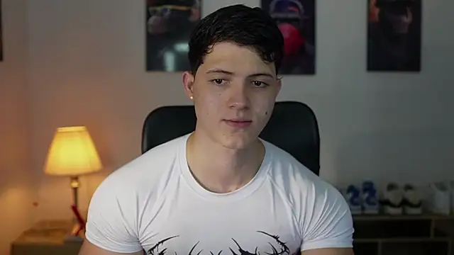 Snapshot of Hazzan_Velez chatting on 10/16/25, 10:33 Hazzan Velez online show from 10/16/25, 10:33