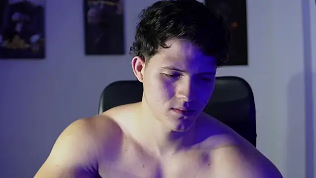 Hazzan Velez online show from 12/16/25, 04:50