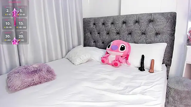 abbyfoxx  online show from 10/05/25, 12:14