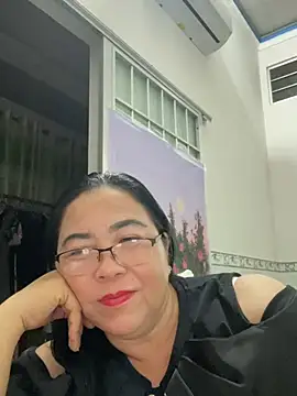 Snapshot of NDith chatting on 02/27/25, 03:15 NDith online show from 02/27/25, 03:15