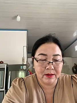 Snapshot of NDith chatting on 03/03/25, 03:52 NDith online show from 03/03/25, 03:52