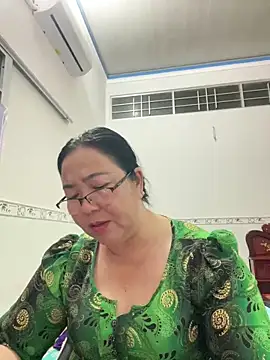 Snapshot of NDith chatting on 03/12/25, 12:57 NDith online show from 03/12/25, 12:57