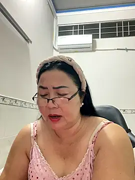 NDith online show from 11/21/25, 04:27