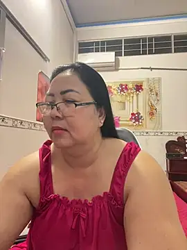 Snapshot of NDith chatting on 06/14/26, 08:11 NDith online show from 06/14/26, 08:11